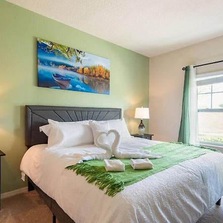 Super Comfy And Spacious 3 Bedroom 10 Minutes From Disney, With Major Shopping 4 Minutes Away Kissimmee Bagian luar foto