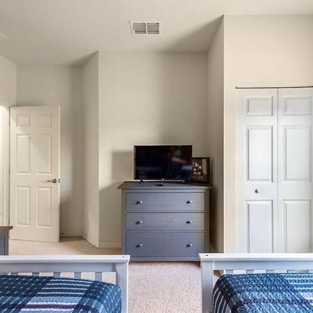 Super Comfy And Spacious 3 Bedroom 10 Minutes From Disney, With Major Shopping 4 Minutes Away Kissimmee Bagian luar foto
