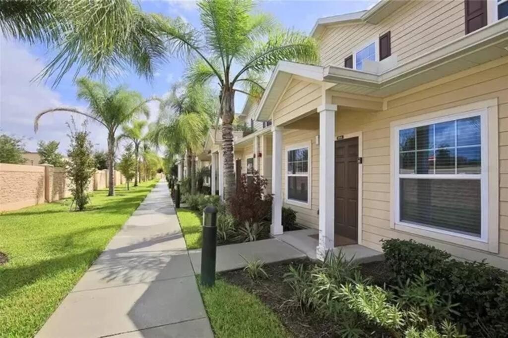 Super Comfy And Spacious 3 Bedroom 10 Minutes From Disney, With Major Shopping 4 Minutes Away Kissimmee Bagian luar foto