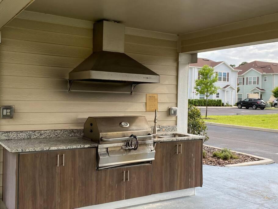 Super Comfy And Spacious 3 Bedroom 10 Minutes From Disney, With Major Shopping 4 Minutes Away Kissimmee Bagian luar foto