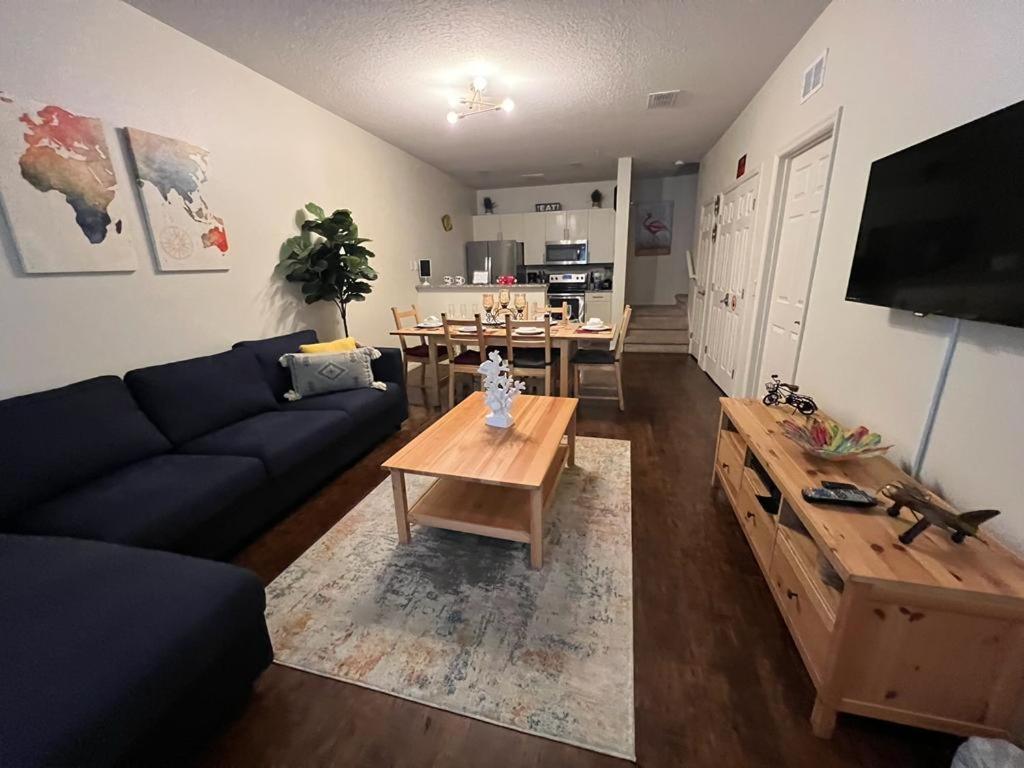 Super Comfy And Spacious 3 Bedroom 10 Minutes From Disney, With Major Shopping 4 Minutes Away Kissimmee Bagian luar foto